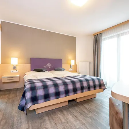 Alpenresort Thanner Aparthotel 4*