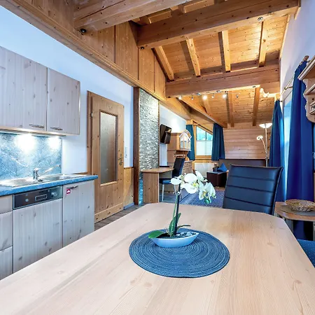 Alpenresort Thanner Aparthotel 4*