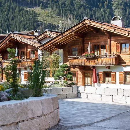 Alpenresort Thanner Aparthotel 4*