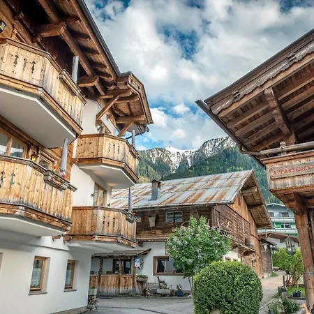 Alpenresort Thanner Apart Otel Mayrhofen