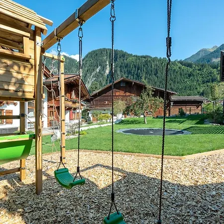 Aparthotel Alpenresort Thanner 4*